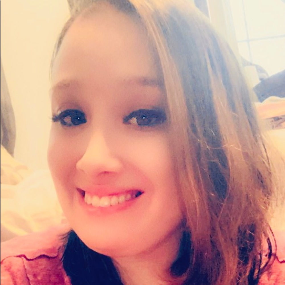 Meet your Posher, Katrina